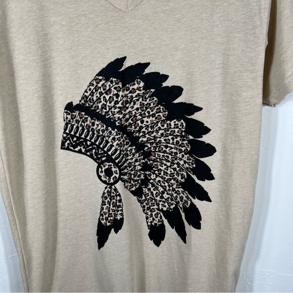 Heathered Oatmeal T-Shirt with Black Headdress Size S Canvas Bella Canvas - Picture 2 of 5